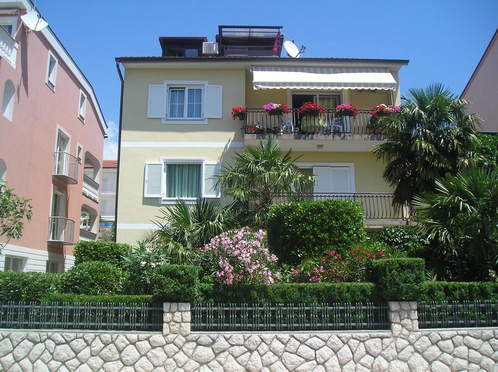 Family Apartments Ankica Crikvenica Εξωτερικό φωτογραφία